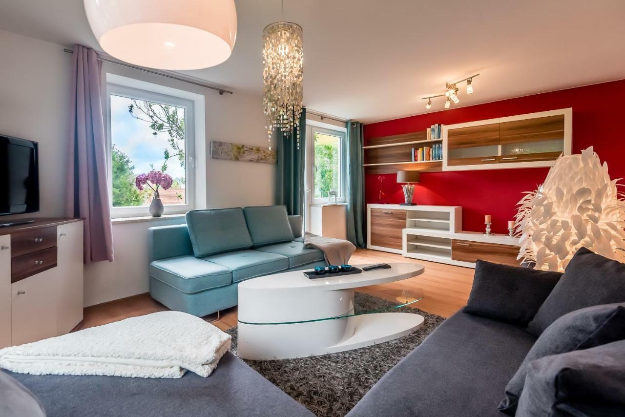 Apartmenthaus Am Erlbach Buch am Erlbach Εξωτερικό φωτογραφία